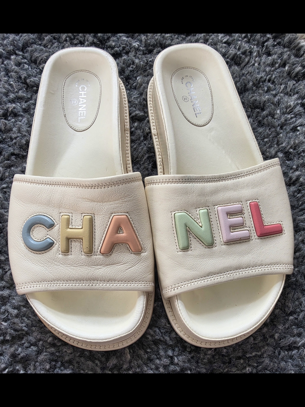 Chanel 22S Ivory Lambskin Multicolor CHANEL Letter Logo Flat Slide Sandal 40